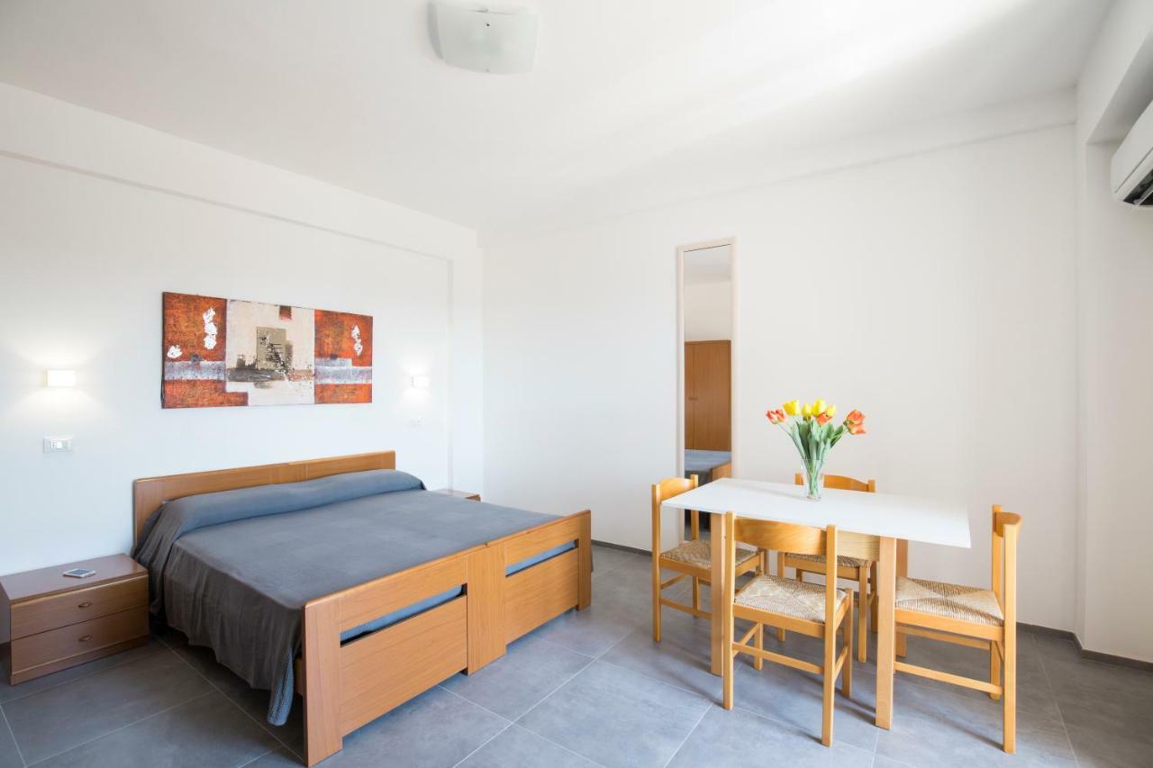 Svevo Sea House Aparthotel Vieste Luaran gambar